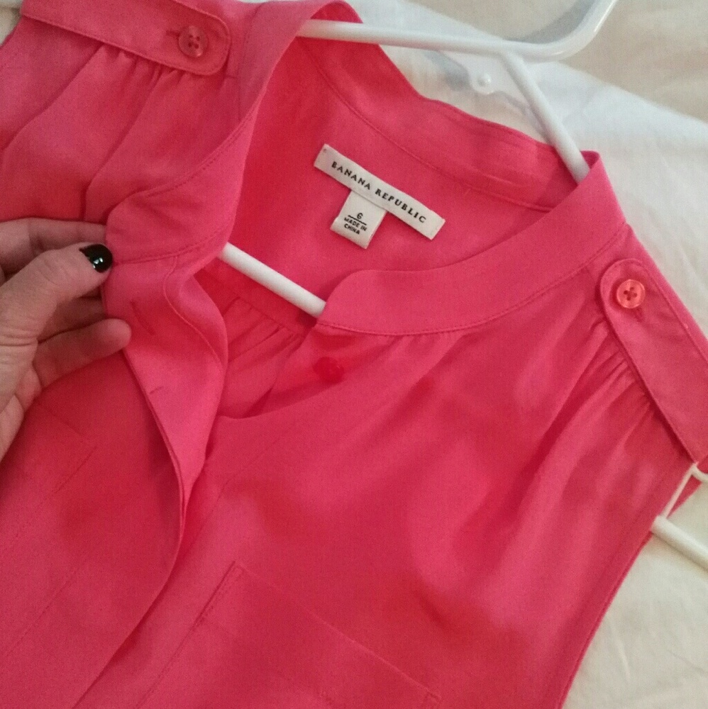 Banana Republic Coral Pink Silk Blouse Size 6 NWOT